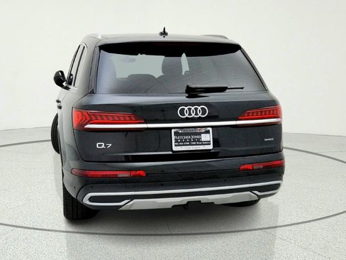 Used 2023 Audi Q7 3.0T Premium Plus w/ Premium Plus Package AWD/4WD image 11