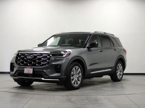 Used 2025 Ford Explorer Platinum image 8