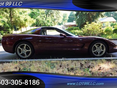 Used 2003 Chevrolet Corvette Coupe w/ Preferred Equipment Group RWD image 8