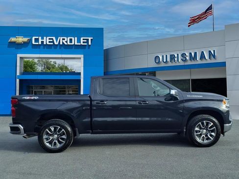 Used 2024 Chevrolet Silverado 1500 LT image 2