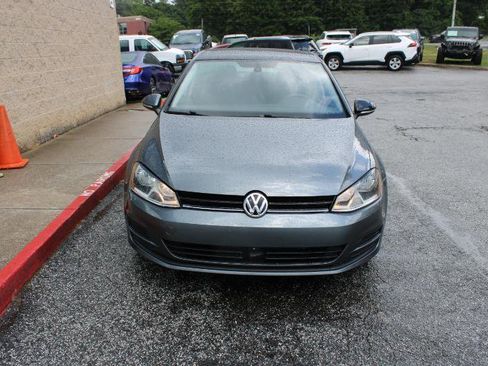 Used 2017 Volkswagen Golf Wolfsburg Edition FWD image 2