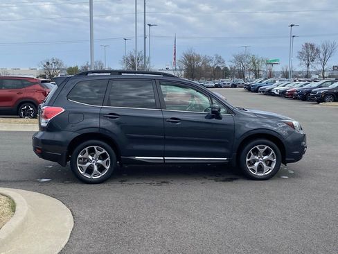 Used 2018 Subaru Forester 2.5i Touring AWD/4WD image 8