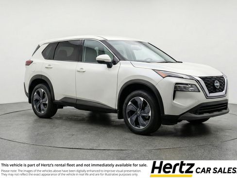 Used 2025 Nissan Rogue SV image 1