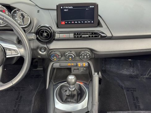 Used 2023 MAZDA MX-5 Miata Club w/ Brembo/BBS Recaro Package image 22