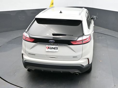 Used 2020 Ford Edge SEL w/ Cold Weather Package FWD image 34