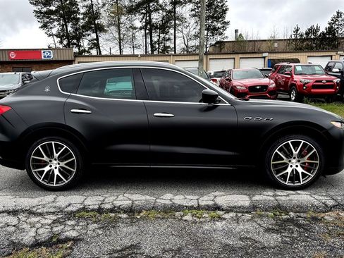 Used 2017 Maserati Levante S AWD/4WD image 7