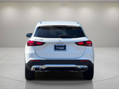 Certified 2025 Mercedes-Benz GLA 250 image 5