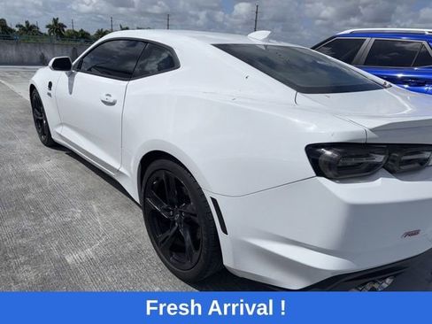 Used 2022 Chevrolet Camaro LT w/ RS Package image 12