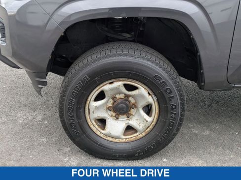 Used 2021 Toyota Tacoma SR image 11