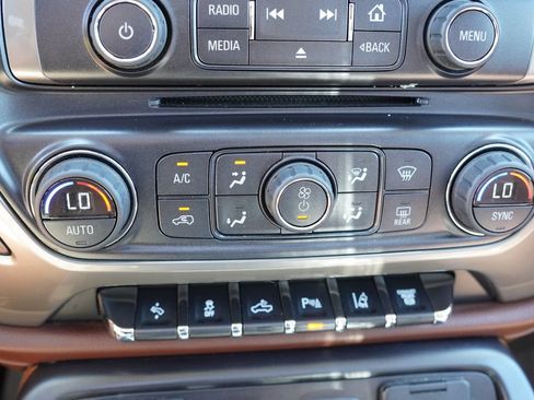 Used 2015 Chevrolet Silverado 3500 High Country w/ Duramax Plus Package AWD/4WD image 30