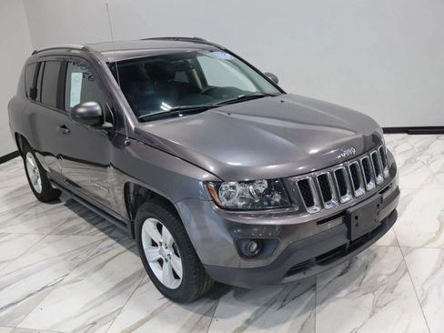 Used 2016 Jeep Compass Sport w/ Power Value Group image 4