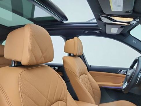 Used 2025 BMW X5 xDrive40i image 21