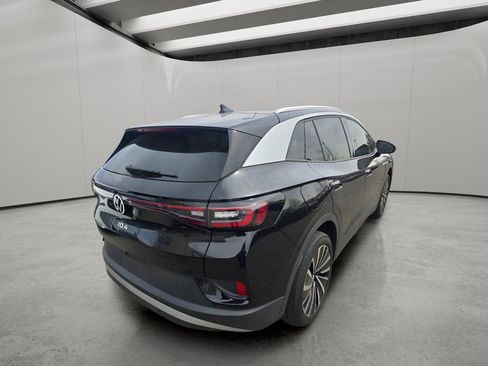 Used 2023 Volkswagen ID.4 Pro S Plus image 5