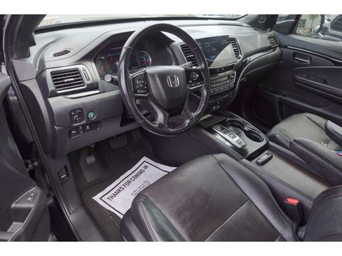 Used 2021 Honda Pilot Black Edition image 9