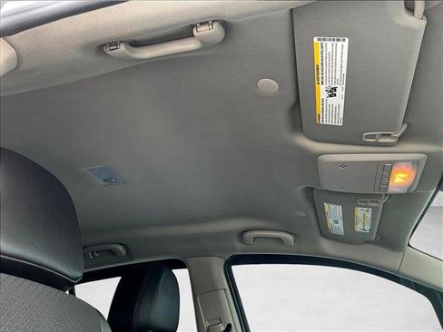 Used 2022 Buick Encore Preferred image 17