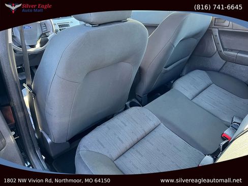 Used 2009 Ford Focus SE image 10