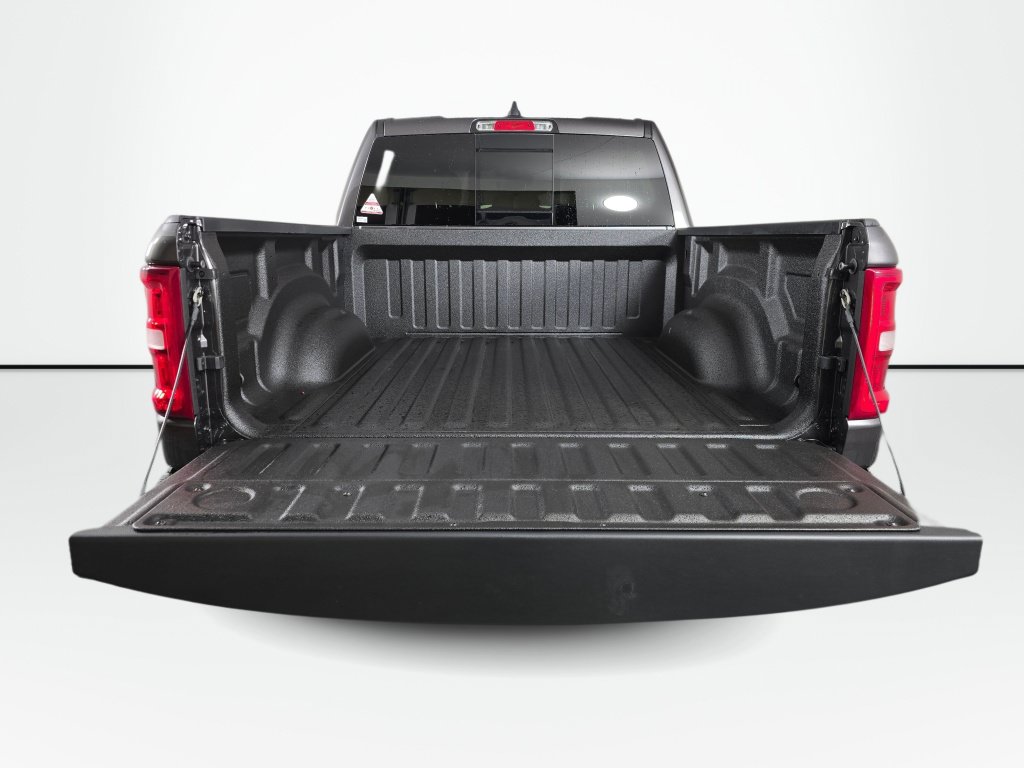 New 2026 RAM 1500 Big Horn AWD/4WD image 17