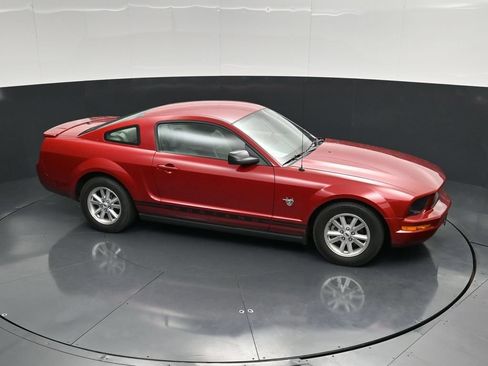 Used 2009 Ford Mustang Coupe RWD image 31