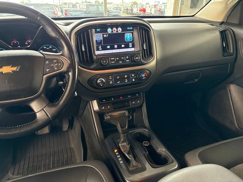 Used 2015 Chevrolet Colorado Z71 AWD/4WD image 21