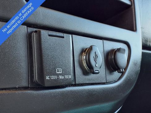 Used 2017 Chevrolet Express 2500 RWD image 27
