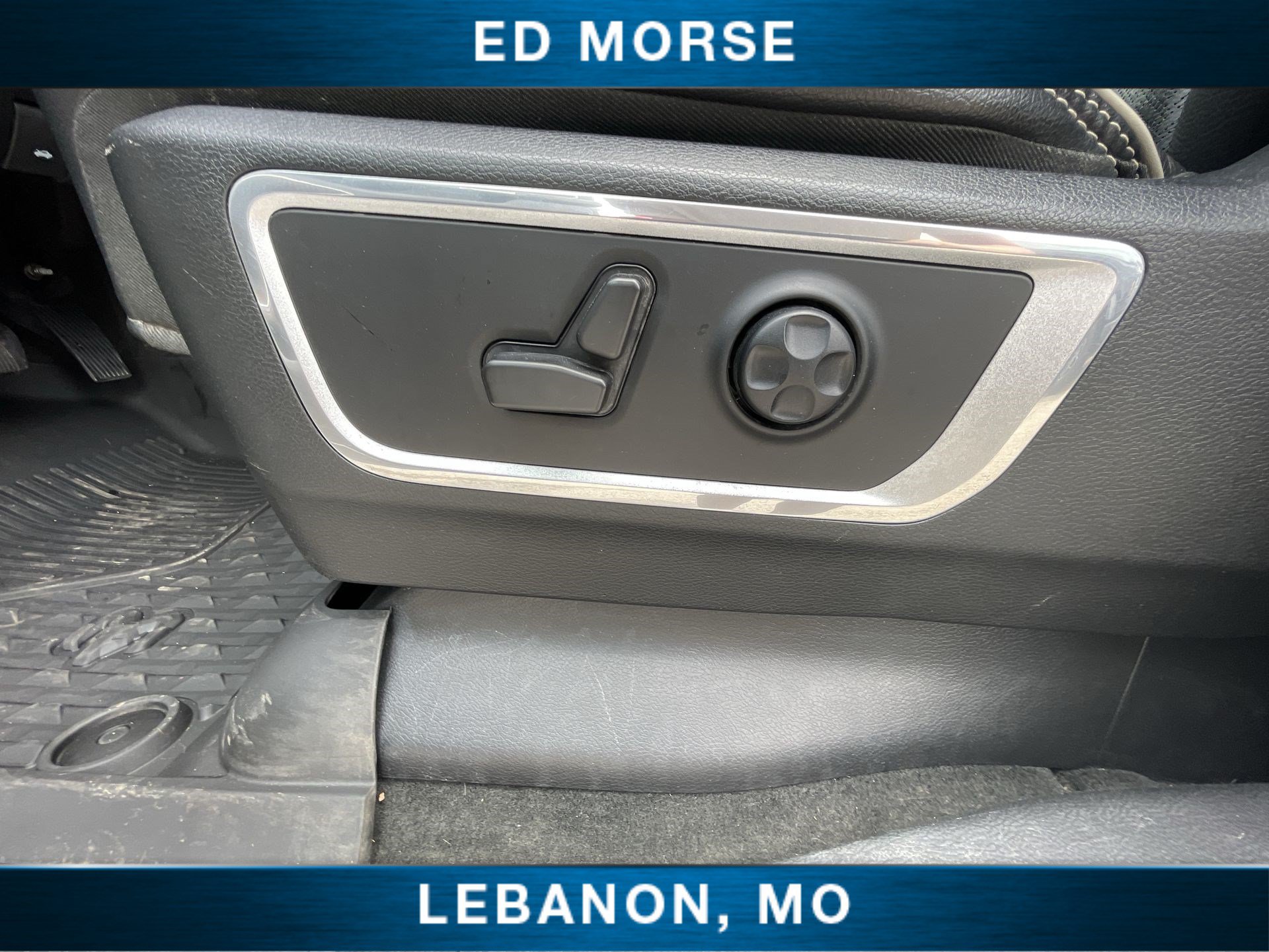 Used 2021 RAM 1500 Laramie AWD/4WD image 32