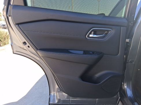New 2026 Nissan Rogue Platinum w/ Tech Package AWD/4WD image 27