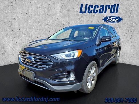 Certified 2019 Ford Edge Titanium w/ Cold Weather Package AWD/4WD image 3