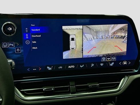New 2026 Chevrolet Equinox EV LT FWD image 15