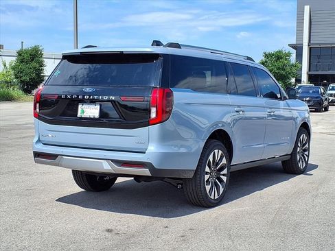 New 2026 Ford Expedition Max Platinum w/ Driver's Package AWD/4WD image 11