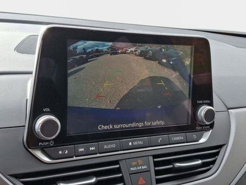 New 2025 Nissan Altima 2.5 SR image 12