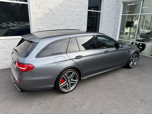 Used 2018 Mercedes-Benz E 63 AMG S image 24