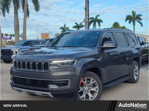 Used 2022 Jeep Wagoneer Series II RWD image 1