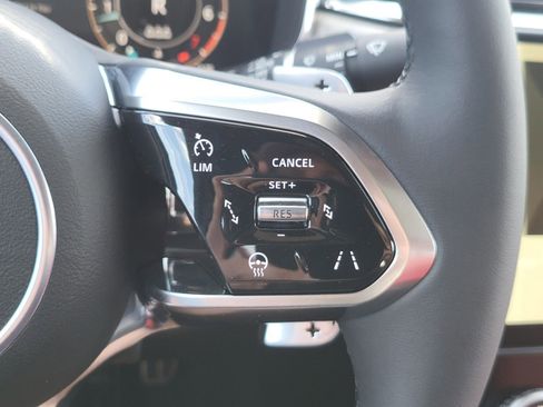 New 2024 Jaguar XF R-Dynamic SE image 28