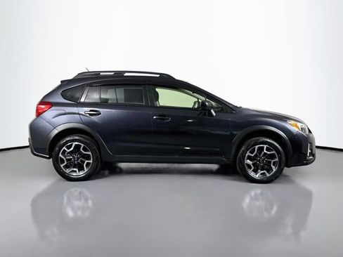 Used 2017 Subaru Crosstrek 2.0i Premium AWD/4WD image 8