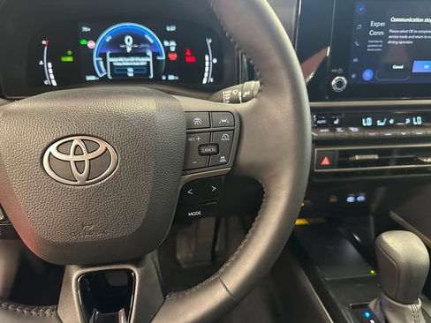Used 2025 Toyota Camry LE w/ Convenience Package AWD/4WD image 21