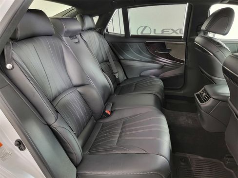 Used 2022 Lexus LS 500 AWD w/ Luxury Package image 20