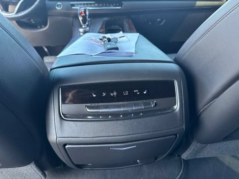 Used 2021 Cadillac Escalade ESV Premium Luxury w/ Driver Assist Tech Package AWD/4WD image 9