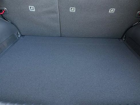 New 2026 Kia Niro EX FWD image 17