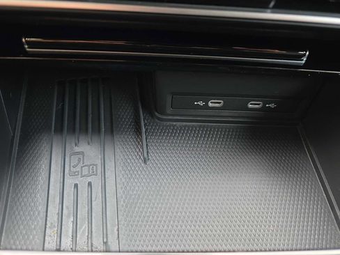 Used 2025 Volkswagen Atlas Cross Sport SE image 20