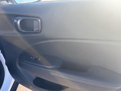 New 2026 Hyundai Venue SEL image 20