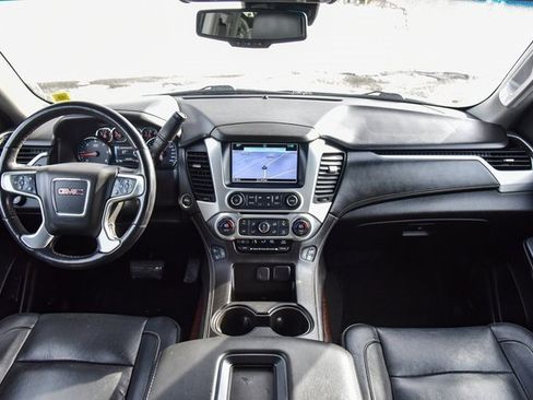 Used 2019 GMC Yukon XL SLT image 18