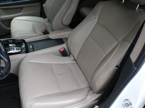 Used 2018 Honda Pilot Elite image 7