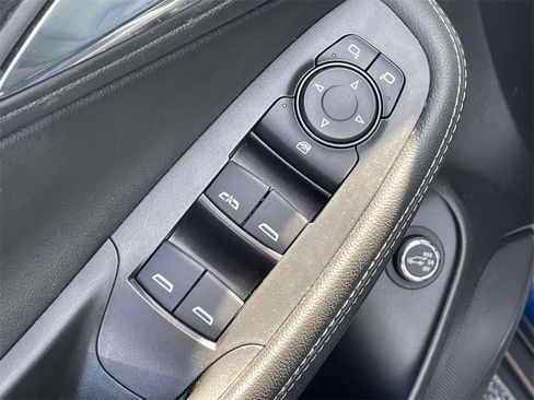 Used 2023 Buick Encore GX Essence w/ Experience Buick Package image 18