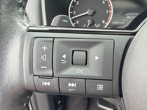 Used 2023 Nissan Rogue SV w/ SV Premium B Package AWD/4WD image 13