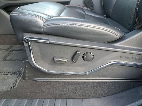 Used 2023 Ford F350 Lariat w/ Lariat Ultimate Package image 37