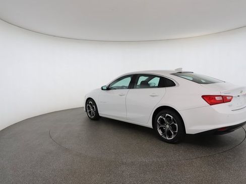 Used 2024 Chevrolet Malibu LT image 10