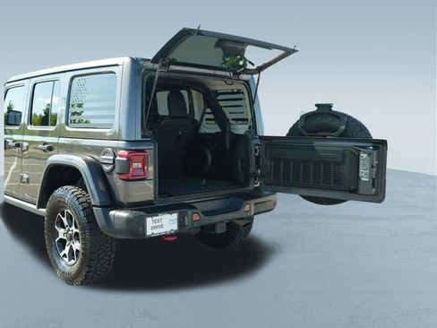 Used 2021 Jeep Wrangler Unlimited Rubicon AWD/4WD image 18