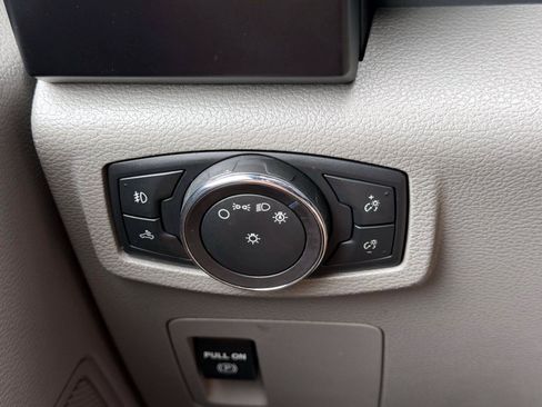 Used 2018 Ford F150 XL w/ Equipment Group 101A Mid AWD/4WD image 19