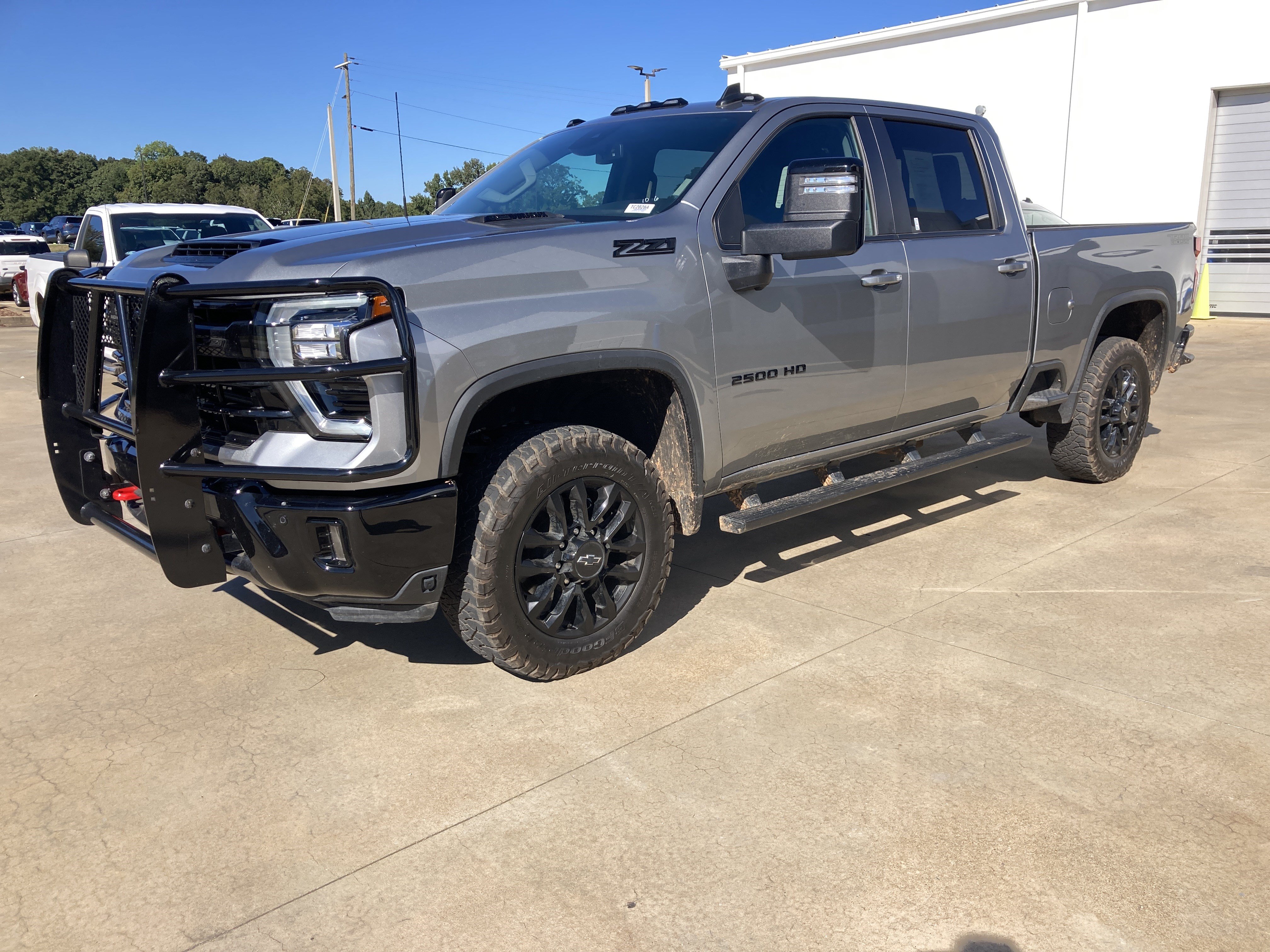 Used 2025 Chevrolet Silverado 2500 LT w/ Trail Boss Package AWD/4WD image 1