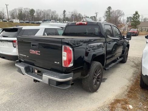 Used 2019 GMC Canyon SLE w/ Elevation Edition image 23